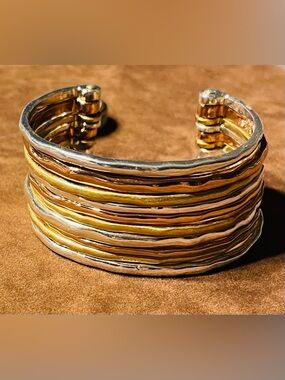 RLM SOHO 10 RING CUFF BRACELET/gold silver copper tones /new / 7" Never Worn